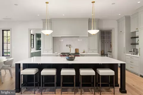 Kitchen - 1223 Somerset Dr, Mclean, VA 22101 photo 2 of 4