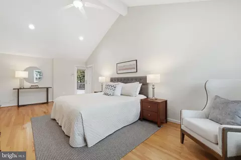 Bedroom - 8416 Weller Ave, Mclean, VA 22102 photo 4 of 4
