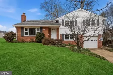 4616 Exeter St, Annandale, VA 22003
