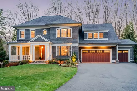 732 Lawton St, Mclean, VA 22101