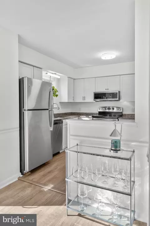 2320 Emerald Heights Ct, Reston, VA 20191 photo 15