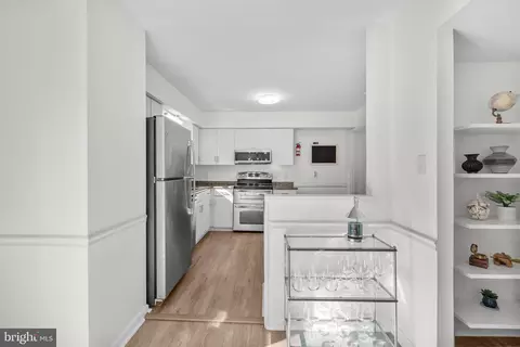 2320 Emerald Heights Ct, Reston, VA 20191 photo 13