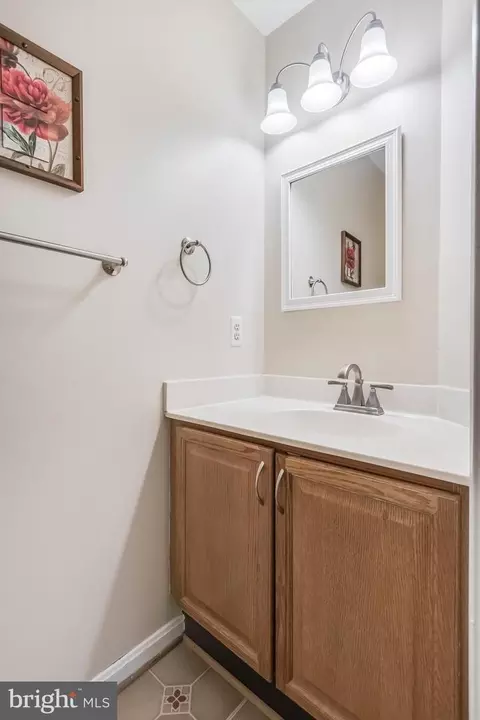 8735 Stone Hill Pl, Springfield, VA 22153 photo 19