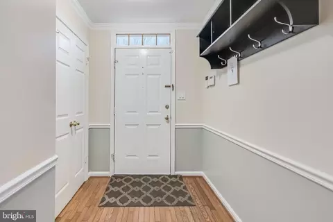 8735 Stone Hill Pl, Springfield, VA 22153 photo 18
