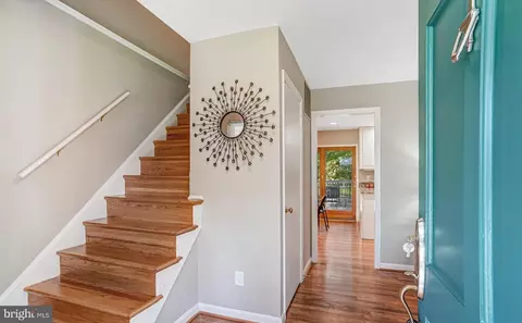 8405 Thames St, Springfield, VA 22151 photo 3