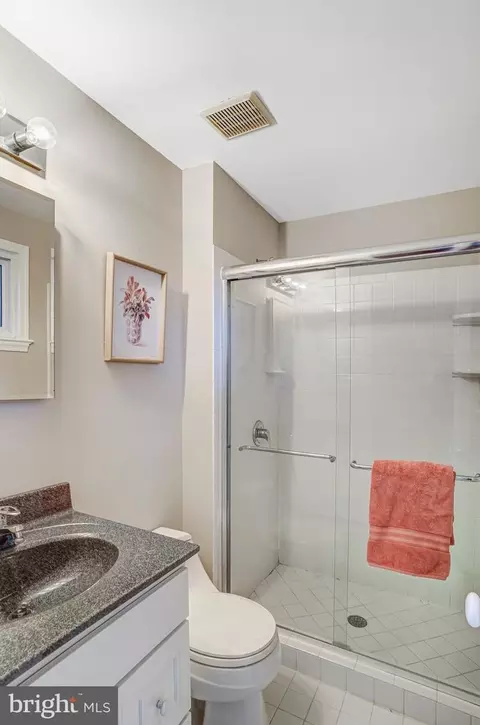 8405 Thames St, Springfield, VA 22151 photo 25