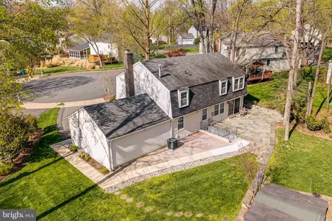 View/Area - 2285 Marginella Dr, Reston, VA 20191 photo 1 of 2