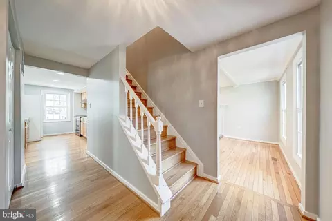 Entry Way - 2285 Marginella Dr, Reston, VA 20191 photo 2 of 5