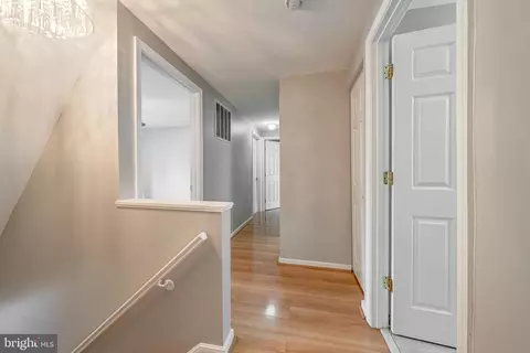 Entry Way - 2285 Marginella Dr, Reston, VA 20191 photo 3 of 5