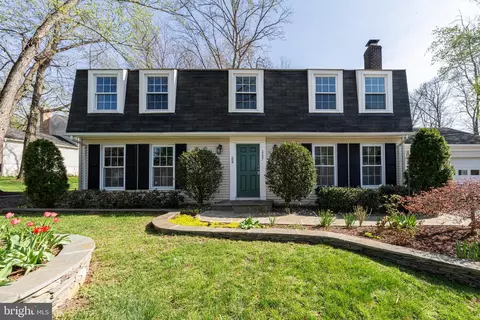 Exterior - 2285 Marginella Dr, Reston, VA 20191 photo 6 of 12