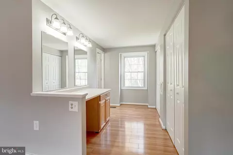 Entry Way - 2285 Marginella Dr, Reston, VA 20191 photo 4 of 5