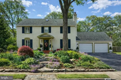 3705 Riverwood Ct, Alexandria, VA 22309