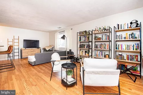 3910 Mariposa Pl #51E, Alexandria, VA 22309