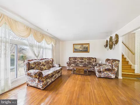 5907 Camberly Ave, Springfield, VA 22150 photo 14