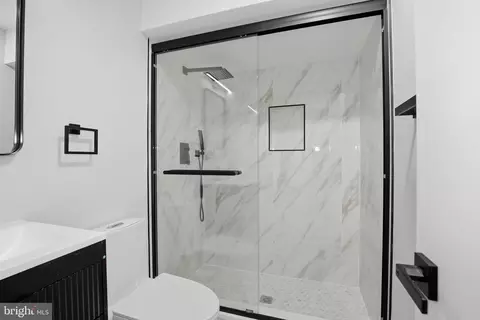 Bath - 1671 Cedar Hollow Way, Reston, VA 20194 photo 13 of 13
