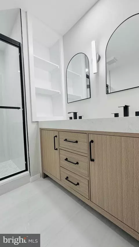 Bath - 1671 Cedar Hollow Way, Reston, VA 20194 photo 8 of 13
