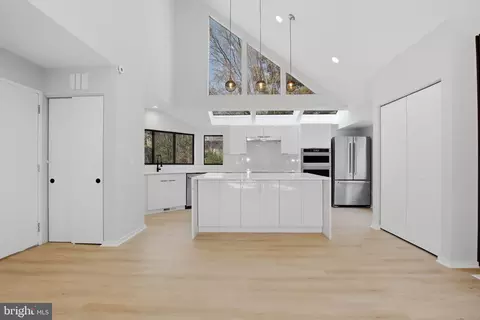 1671 Cedar Hollow Way, Reston, VA 20194