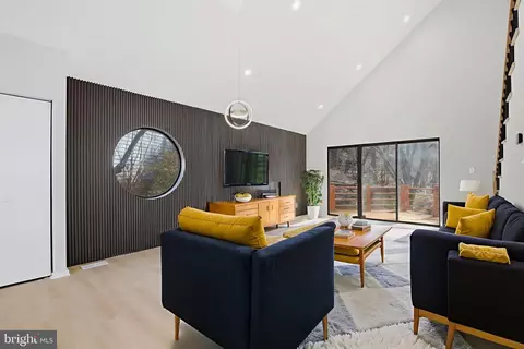 Living - 1671 Cedar Hollow Way, Reston, VA 20194 photo 4 of 7