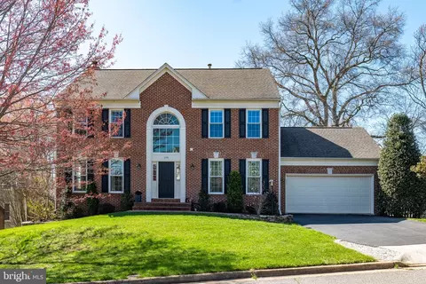 3006 Franklin Cor, Oak Hill, VA 20171