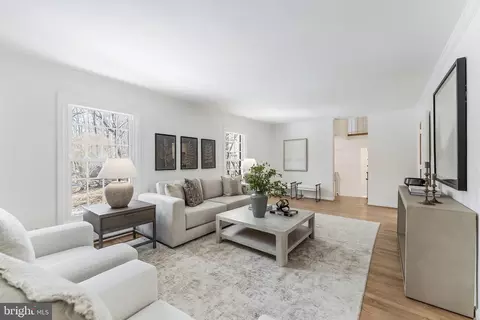 Living - 2615 Steeplechase Dr, Reston, VA 20191 photo 6 of 12