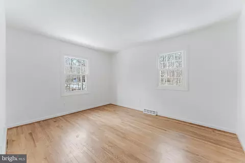 Bedroom - 2615 Steeplechase Dr, Reston, VA 20191 photo 10 of 15