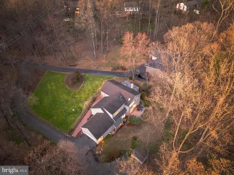 View/Area - 2615 Steeplechase Dr, Reston, VA 20191 photo 2 of 3