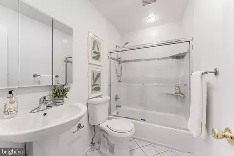 Bath - 2615 Steeplechase Dr, Reston, VA 20191 photo 7 of 7
