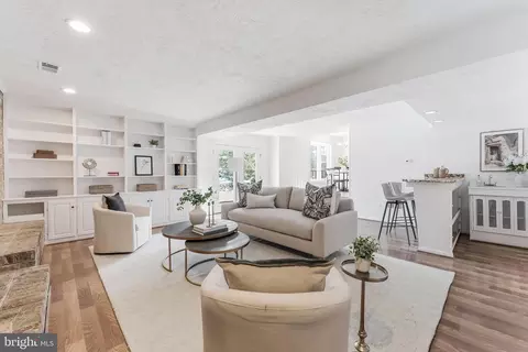 Living - 2615 Steeplechase Dr, Reston, VA 20191 photo 11 of 12