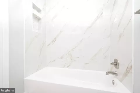 Bath - 8058 Felecity Ct, Springfield, VA 22153 photo 2 of 2