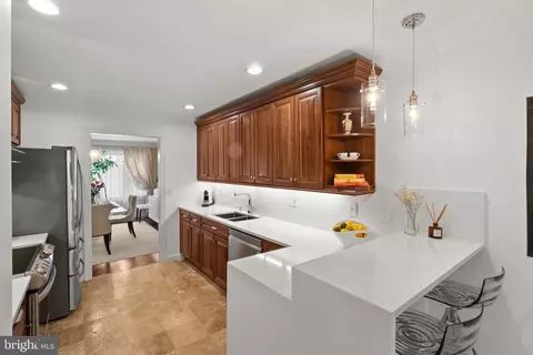 6324 Manchester Way, Alexandria, VA 22304