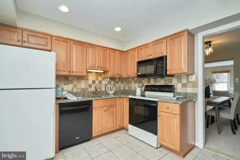 9634 Blincoe Ct, Burke, VA 22015 photo 13