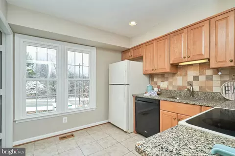 9634 Blincoe Ct, Burke, VA 22015 photo 14