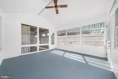 Exterior - 1806 Lansing Ct, Mclean, VA 22101 photo 3 of 12