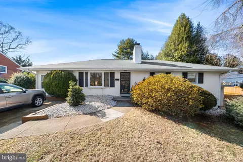 1806 Lansing Ct, Mclean, VA 22101