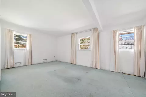 Bedroom - 1806 Lansing Ct, Mclean, VA 22101 photo 5 of 7
