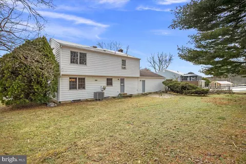 Exterior - 12814 Pinecrest Rd, Herndon, VA 20171 photo 6 of 8