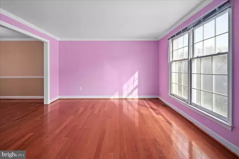 Living - 12814 Pinecrest Rd, Herndon, VA 20171 photo 3 of 5