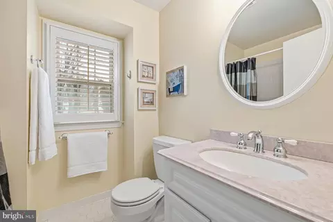 Bath - 8739 Arley Dr, Springfield, VA 22153 photo 3 of 3