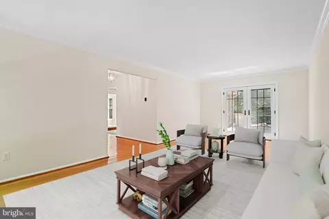 Living - 11311 Handlebar Rd, Reston, VA 20191 photo 13 of 13