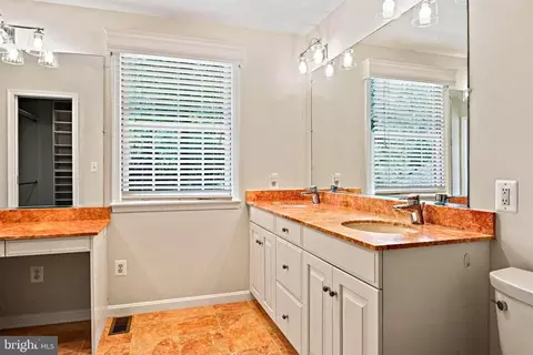 Bath - 11311 Handlebar Rd, Reston, VA 20191 photo 2 of 6