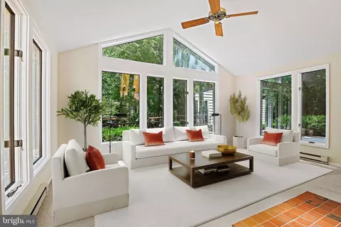 Living - 11311 Handlebar Rd, Reston, VA 20191 photo 9 of 13