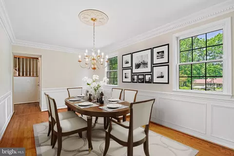 Dining - 11311 Handlebar Rd, Reston, VA 20191 photo 2 of 4