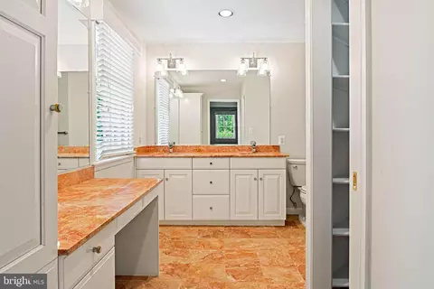 Bath - 11311 Handlebar Rd, Reston, VA 20191 photo 6 of 6