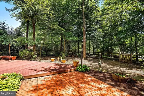 Exterior - 11311 Handlebar Rd, Reston, VA 20191 photo 10 of 15