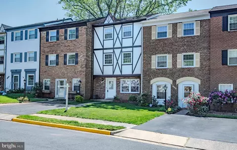 14843 Leicester Ct, Centreville, VA 20120
