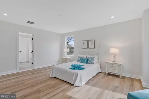 656 Stuart Ct, Herndon, VA 20170 photo 31