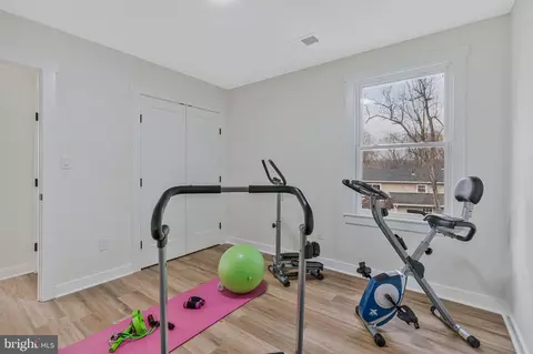656 Stuart Ct, Herndon, VA 20170 photo 38