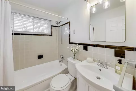 7402 Inzer St, Springfield, VA 22151 photo 21