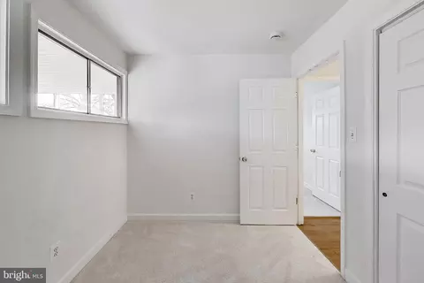 7402 Inzer St, Springfield, VA 22151 photo 19