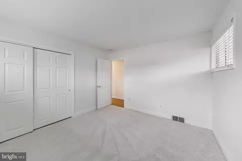 7402 Inzer St, Springfield, VA 22151 photo 13